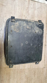 Kryt airboxu SUZUKI LT-Z400 - 2