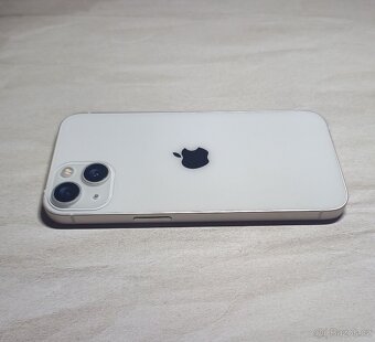 Apple iPhone 13 - 2
