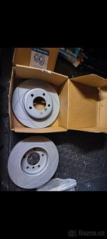 Kotouče 300mm 5x120 - 2