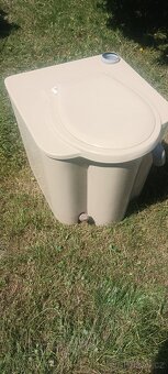 Biologické WC místo kadibudky na chalupu - 2