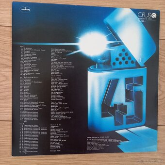 Nehrané LP Stars On 45 Volume II - 2