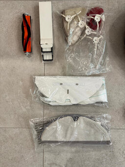Roborock S6, like new, spare parts - 2