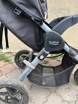 Prodam kocarek Britax - 2