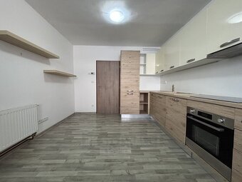 Pronájem bytu 1+1 41m², České Budějovice - 2