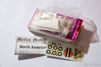 model letadla North American 0-47 1/72 od Merlin models - 2