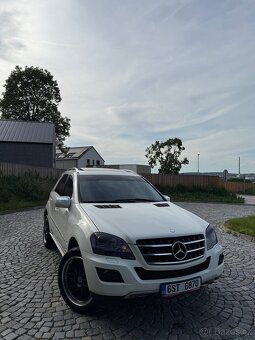 Mercedes-Benz ML320CDI 2010 Rok - 2