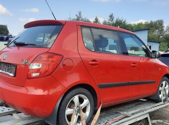 nd ze škoda fabia 2, 1.2.HTP 44kW, stříbrná,červená,bílá - 2