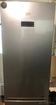 Velká vysoká lednice Beko 202,5cm - 2