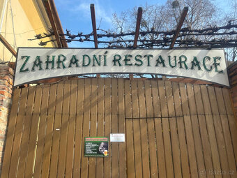 Světelná reklama zahradní restaurace - 2