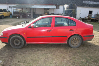 Prodám Škoda Octavia I rok 2000 1,6 MPi - 2
