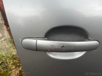 Pravé přední dveře VW Passat B5,5 Sedan - 2