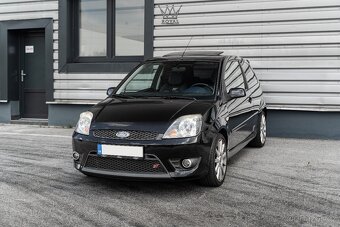 Ford Fiesta 2.0i Duratec ST - 2