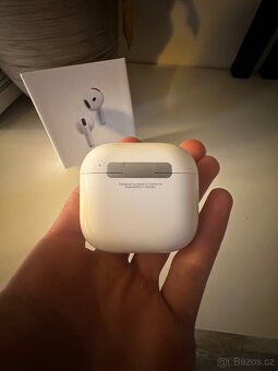 Apple AirPods 4 - 2