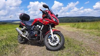 Yamaha fzs 600 fazer - 2