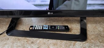 Prodám LED TV LG 106cm - 2