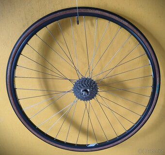 zapletená kola Campagnolo Omega Strada , náboje Campagnolo - 2