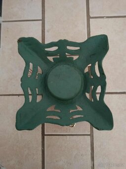 LITINOVÝ STOJÁNEK PRO VÁNOČNÍ STROMEK - 2