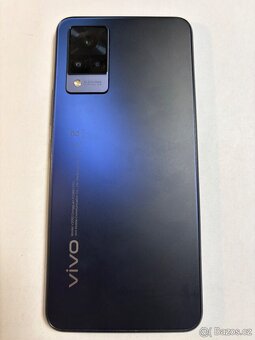Vivo V21 5G 128gb Ram 8gb s kabelem  Cena 2399kč - 2