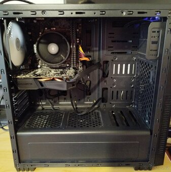 Starší herni pc Ryzen 7 2700 8jádro/16gb ddr4/GTX 1060 3gb - 2