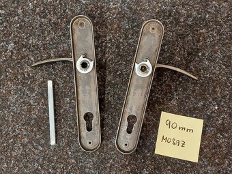 Kvalitní mosazné dveřní kování 90mm nové - 2