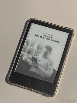 Čtečka Amazon Kindle 11. generace 16GB černá + ochranný kryt - 2