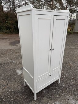 Šatní skříň IKEA Sundvik - bíl. mořená - 2