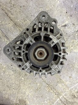 Alternátor Škoda Fabia 2 1.2HTP - 2