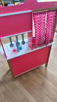 Dětská dřevěná kuchyňka s příslušenstvím - 2