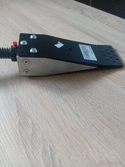 Mechanicky klin /drevorubačský klin - 2