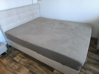 Postel s úložným prostorem - 2