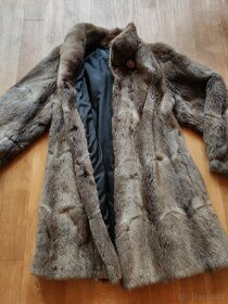 Pravý dámský kožešinový kabát KARA - 2