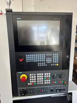 CNC soustruh DOOSAN LYNX 300M - 2