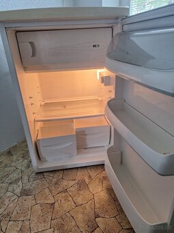 Starší lednice - 2