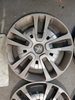 Poklice originál Peugeot 16" - 2