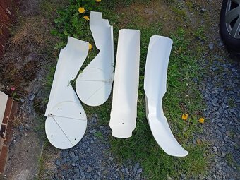 Sada plastů čz motokros 250/513 380/514 - 2