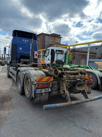 Man TGA 26.413 hákový nosič kontejnerů - 2