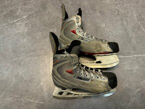 Brusle Bauer Vapor X6 EU38 - 2