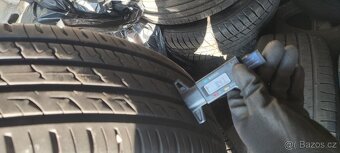 15´´ Letni alu Nissan atd 205/65 R15 5x114,3 - 2