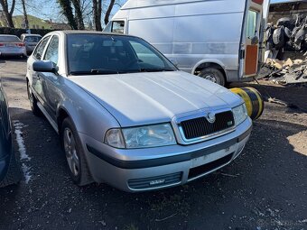 Skoda octavia 1 1,8 benzin- prodam dily - 2