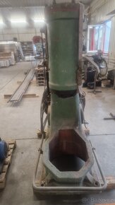 Pneumatický buchar - 2