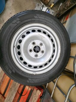 Pneu 215/65 R16C - 2