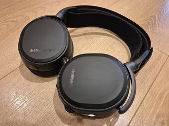 Steelseries Arctis Pro Wireless na díly - 2