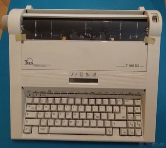 Prodám psací stroj Twen T180 DS CZ - 2