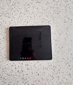 Samsung Galaxy Z Fold 3 256GB - 2