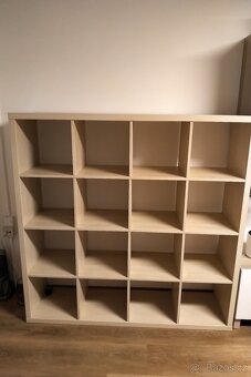 Policový díl Kallax z IKEA (4×4) - 2