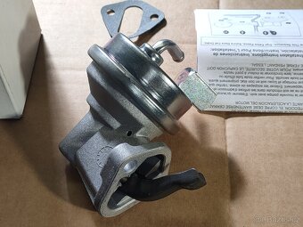 GM Small Block V8 - nová benzínová pumpa ACDelco - 2