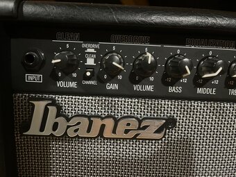 Kytarové kombo Ibanez 15W - 2