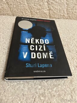 Nekdo cizi v dome (Shari Lapena) - 2