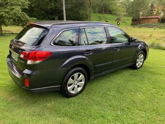 Subaru Outback 3.6R 191 kW - 2