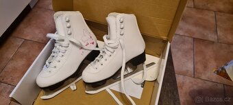 Detske brusle dívčí Emilly jr. - 2